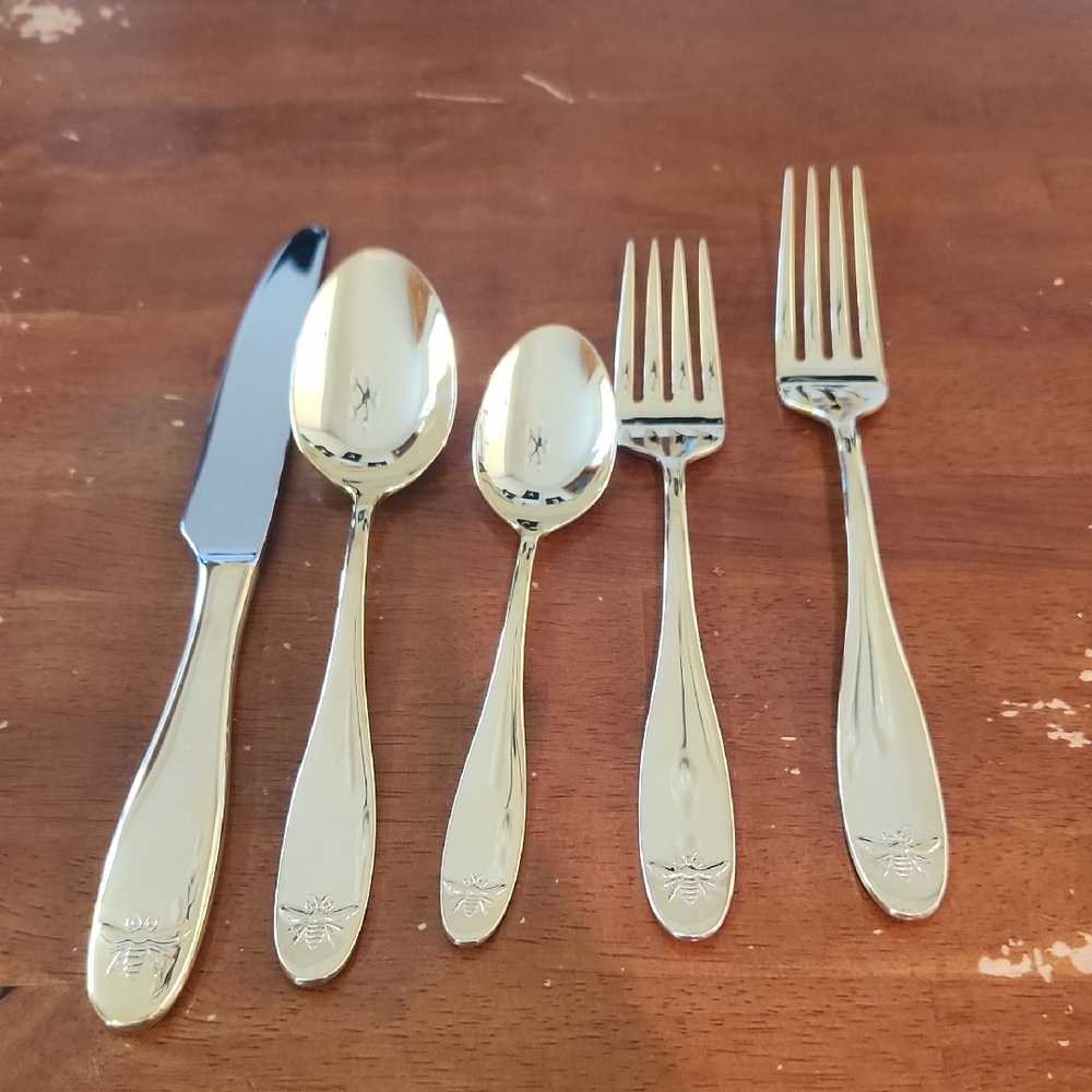 Towle Gold Flatware Set with Intricate Detailing